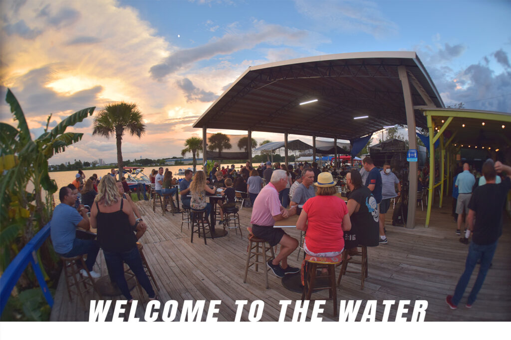 Tanners Lakeside Restaurant and Bar in Winter Haven, FL 1006 South